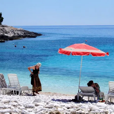 Studio Hvar 11589a Gasthuis